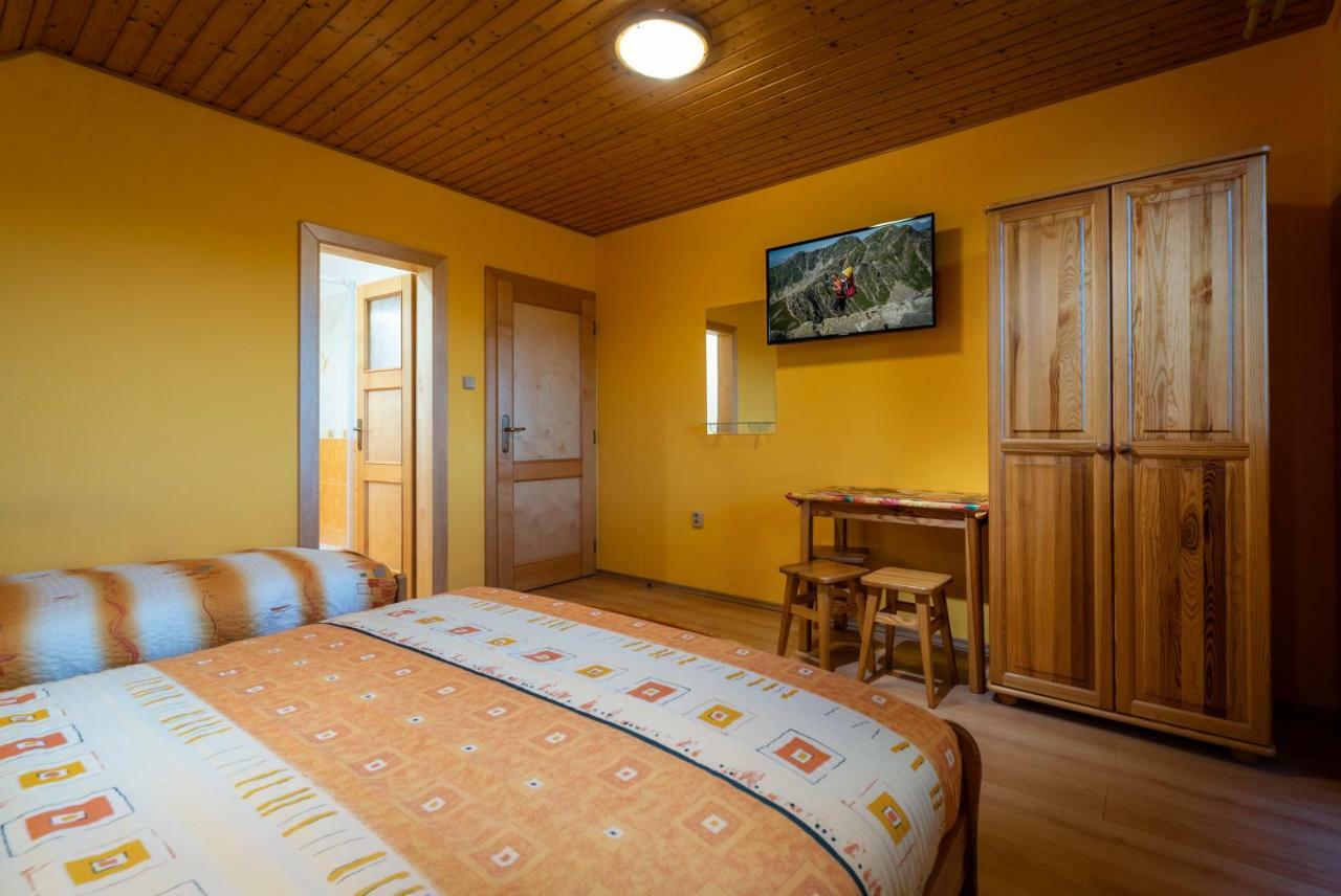 Villa Dam Liptovský Mikuláš Exteriör bild