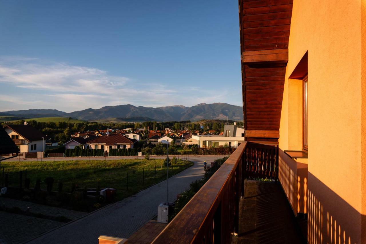 Villa Dam Liptovský Mikuláš Exteriör bild