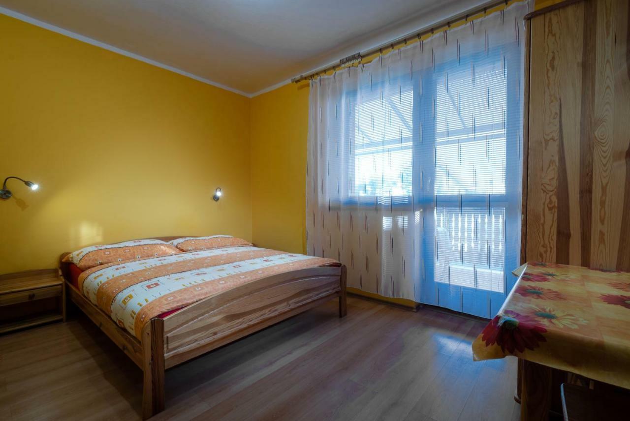 Villa Dam Liptovský Mikuláš Exteriör bild