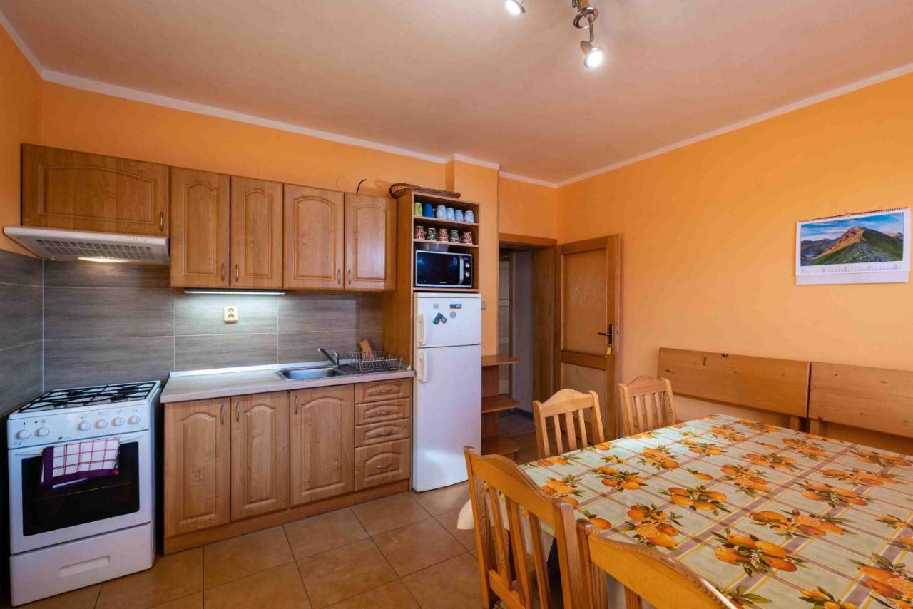 Villa Dam Liptovský Mikuláš Exteriör bild